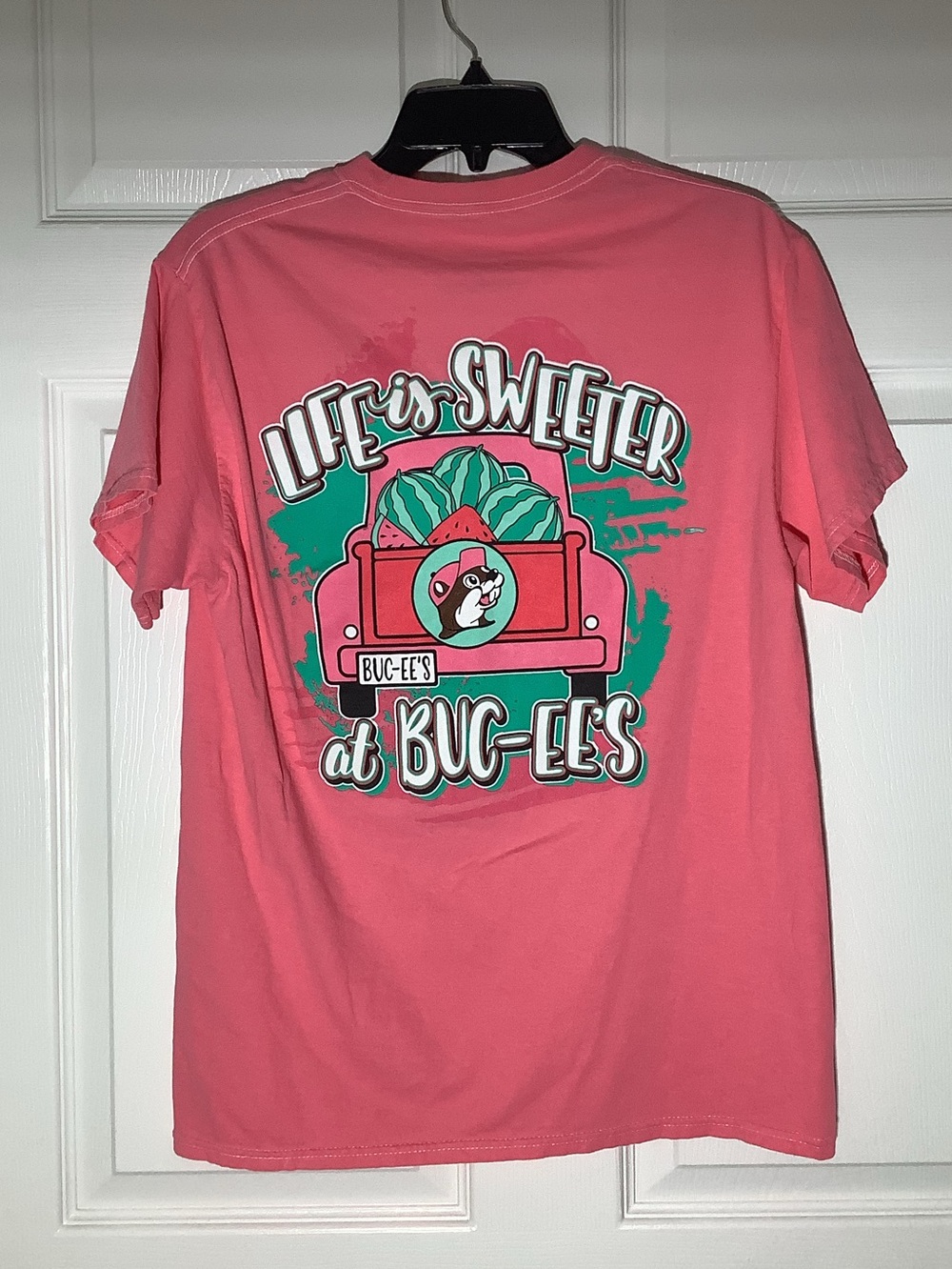 Buc-ee’s Ladies Graphic Tee Shirt